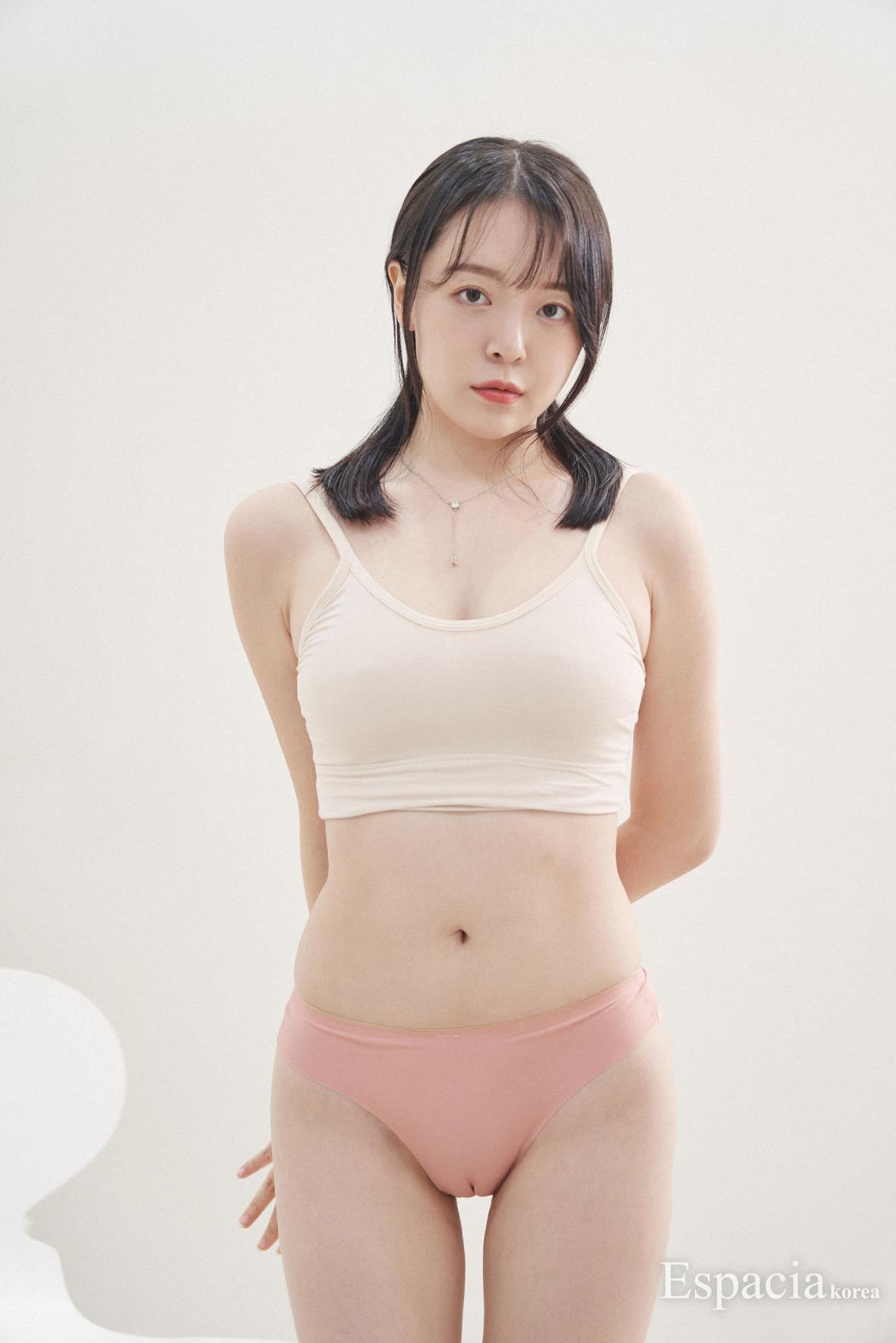 韩国套图 ESPACIAKOREA ESP-005 - HYUNIE 粉嫩女友写真